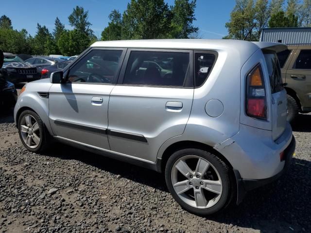 2010 KIA Soul +