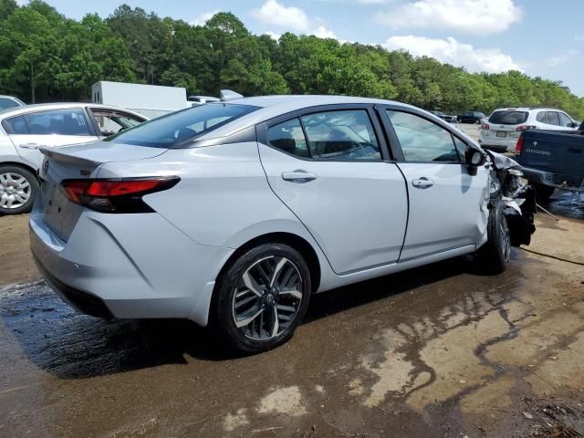 2023 Nissan Versa SR