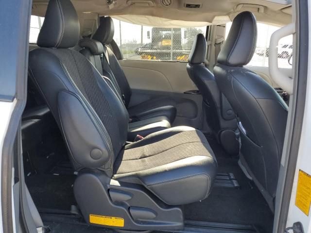 2012 Toyota Sienna Sport