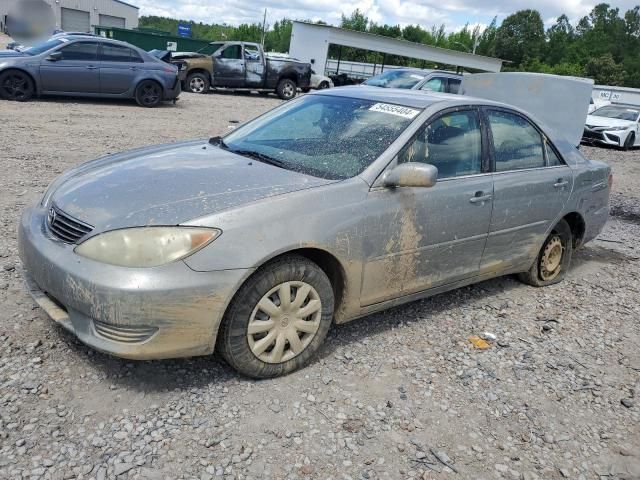 2005 Toyota Camry LE