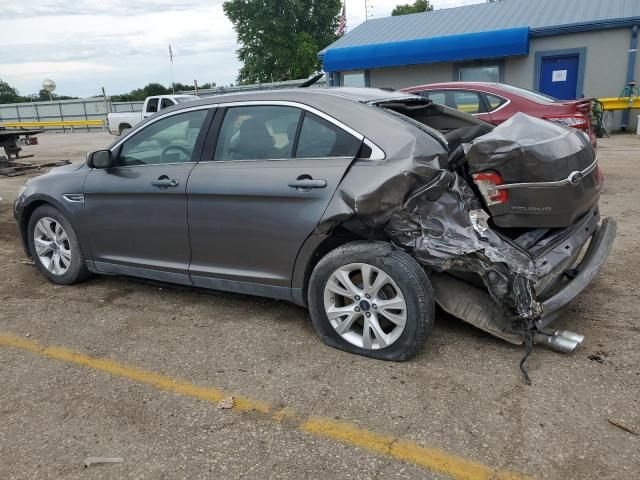 2011 Ford Taurus SEL