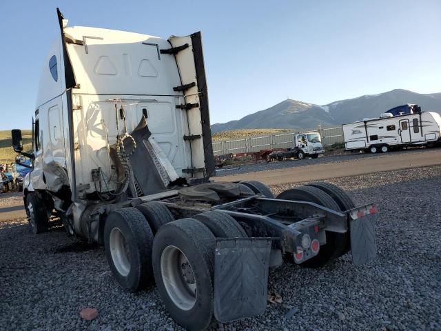 2021 Freightliner Cascadia 126