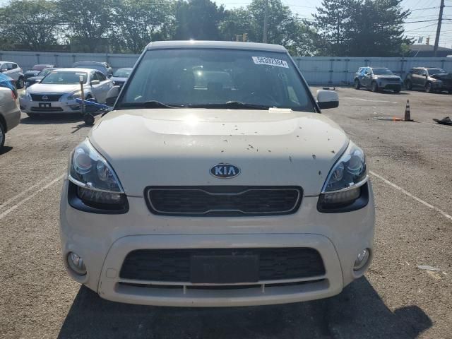 2013 KIA Soul +