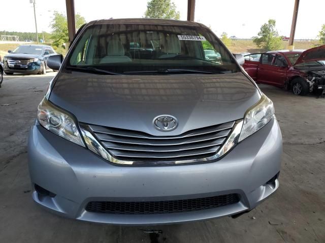 2015 Toyota Sienna LE