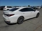 2022 Lexus ES 300H Base