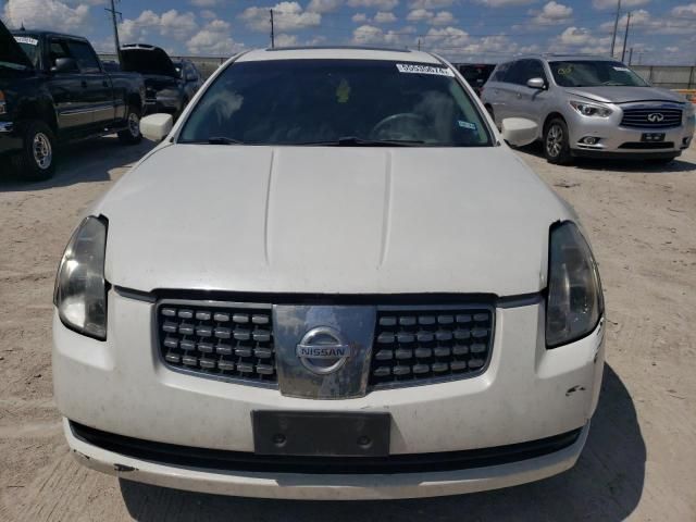 2005 Nissan Maxima SE