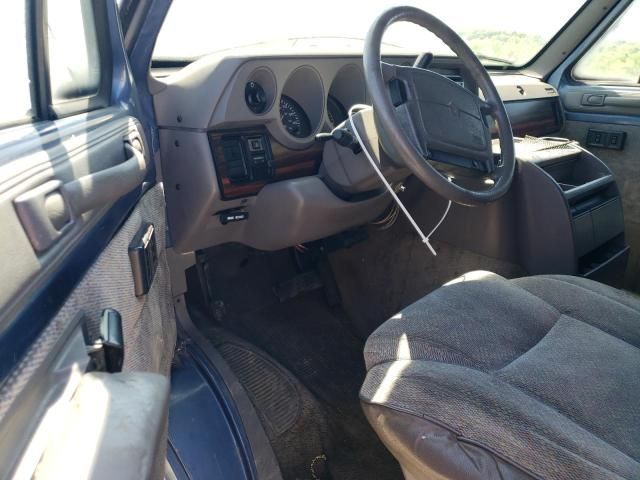 1997 Dodge RAM Wagon B2500