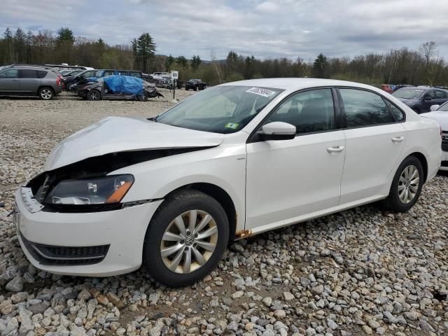 2015 Volkswagen Passat S