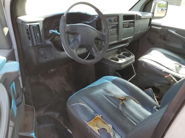 2003 Chevrolet Express G2500