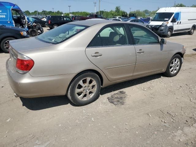 2005 Toyota Camry LE