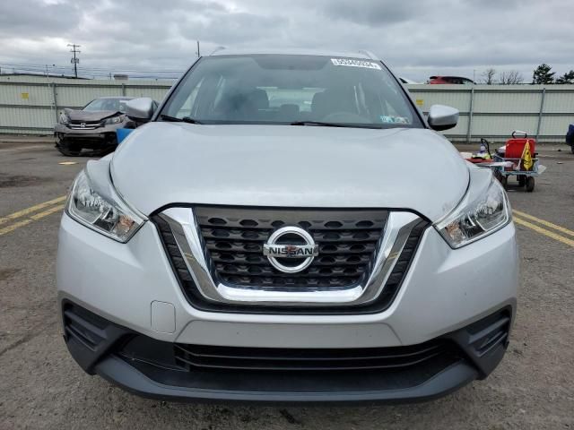 2018 Nissan Kicks S