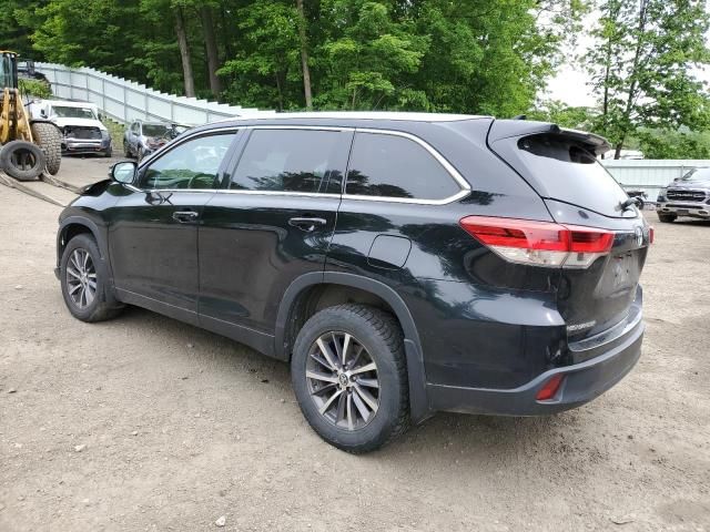 2019 Toyota Highlander SE