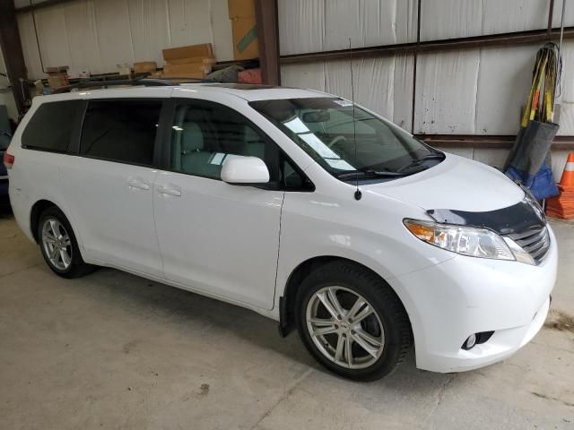 2012 Toyota Sienna XLE