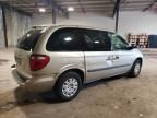 2005 Chrysler Town & Country