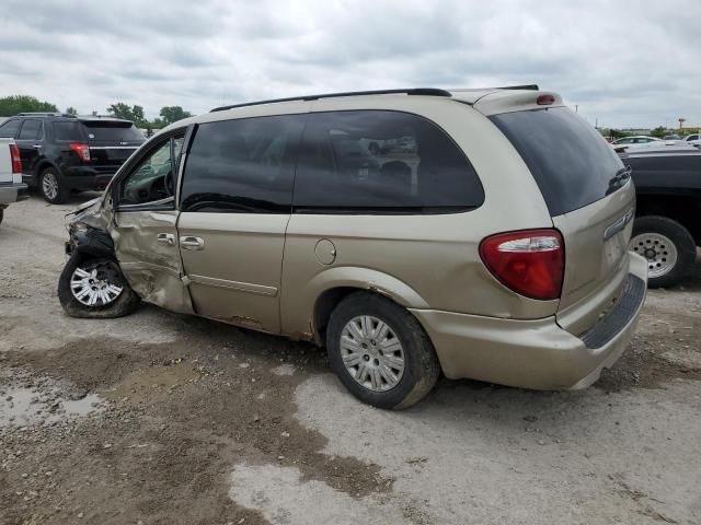 2007 Chrysler Town & Country LX