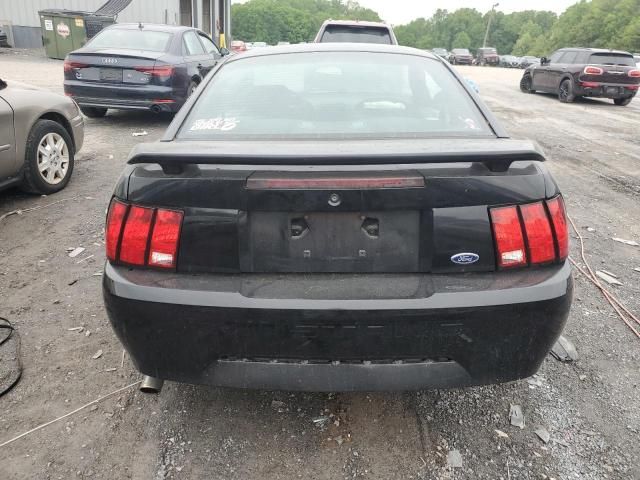 2004 Ford Mustang