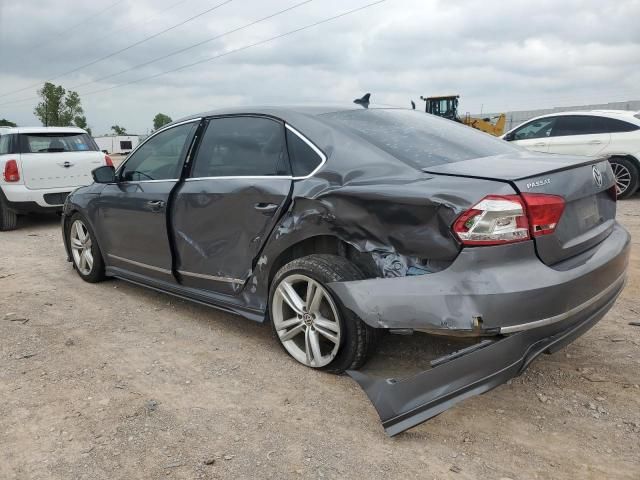 2013 Volkswagen Passat SEL