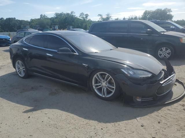 2015 Tesla Model S 90D