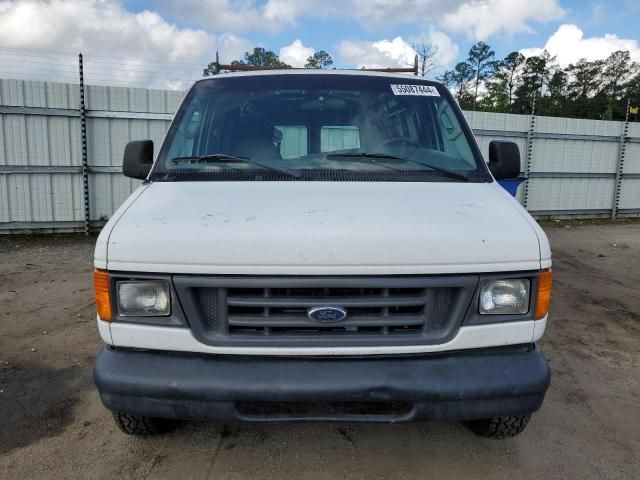 2003 Ford Econoline E150 Van