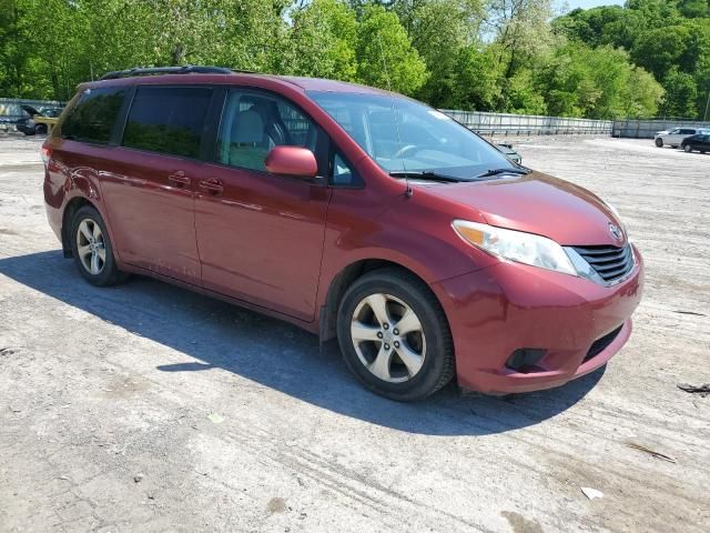 2012 Toyota Sienna LE