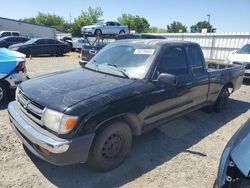 Salvage cars for sale from Copart Sacramento, CA: 1999 Toyota Tacoma Xtracab