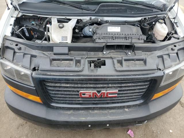 2022 GMC Savana G2500