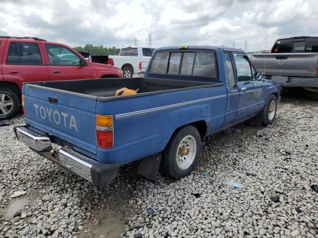 1985 Toyota Pickup Xtracab RN56 DLX
