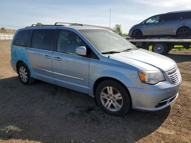 2013 Chrysler Town & Country Touring