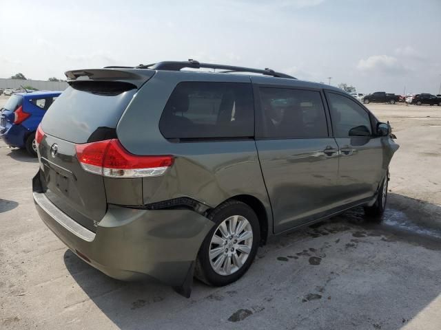 2012 Toyota Sienna XLE