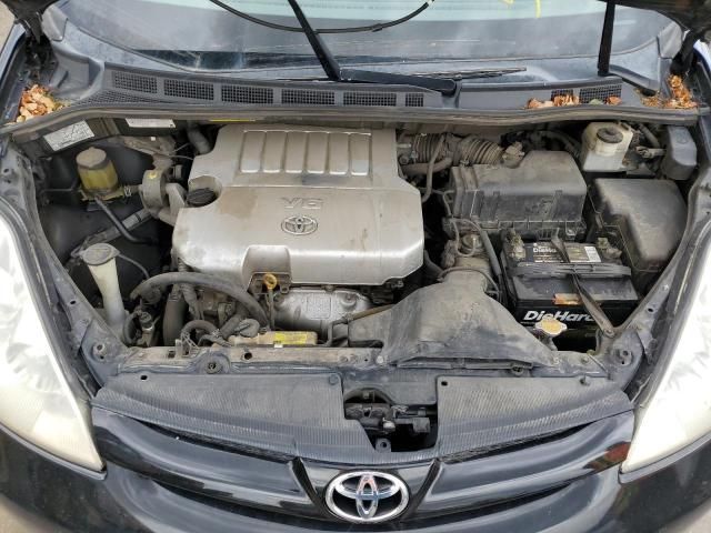 2009 Toyota Sienna CE