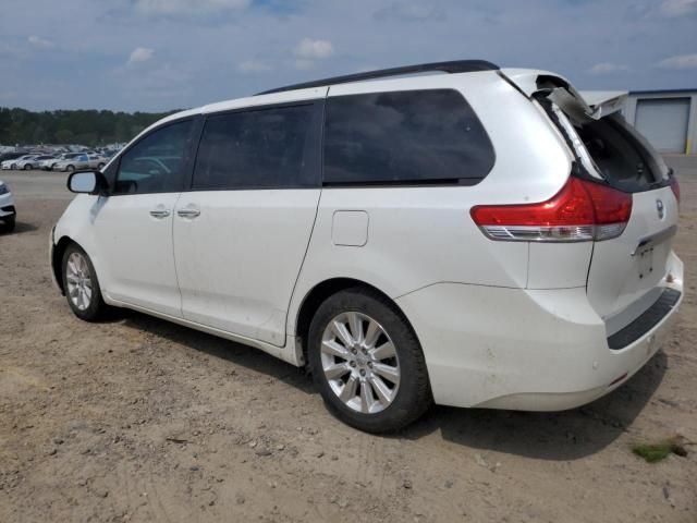 2013 Toyota Sienna XLE