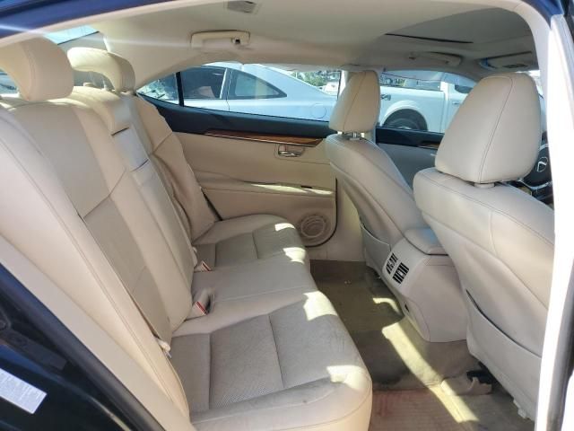 2013 Lexus ES 300H