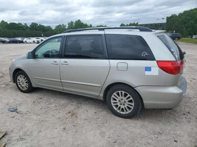 2008 Toyota Sienna XLE