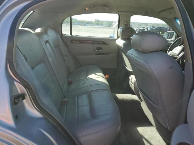 2000 Lincoln Town Car Executive