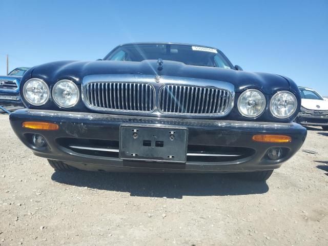 2003 Jaguar XJ8