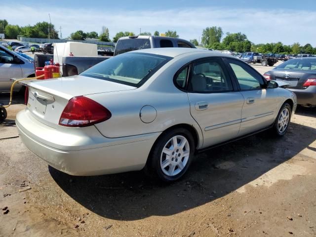 2005 Ford Taurus SE