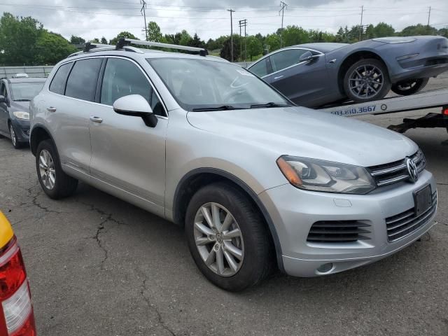 2014 Volkswagen Touareg V6