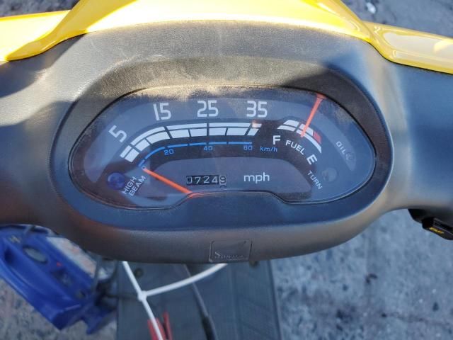 2000 Honda SA50 P