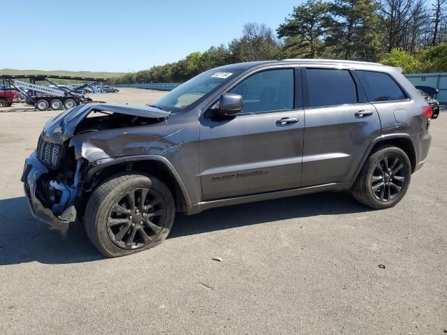 2020 Jeep Grand Cherokee Laredo