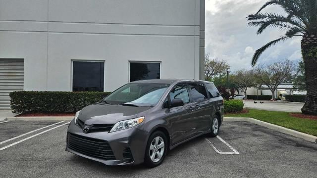 2020 Toyota Sienna L