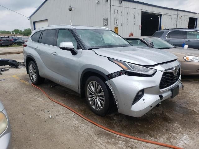 2022 Toyota Highlander Platinum