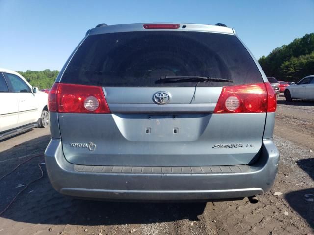 2009 Toyota Sienna CE