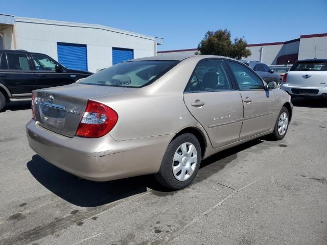 2004 Toyota Camry LE