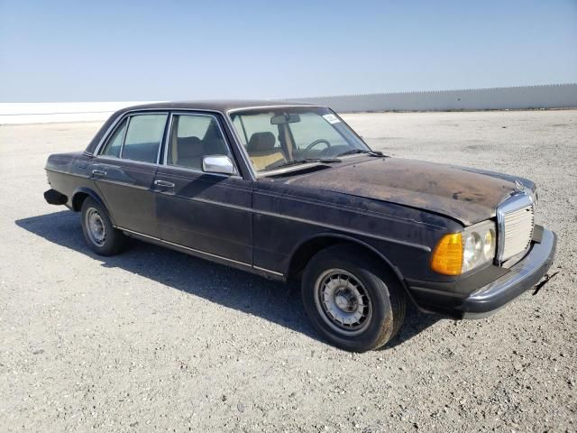 1982 Mercedes-Benz 300 DT