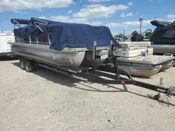 Vehiculos salvage en venta de Copart Des Moines, IA: 2011 Southwind Boat With Trailer