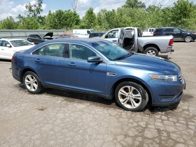 2018 Ford Taurus SEL