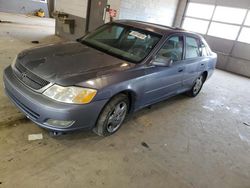 Salvage cars for sale from Copart Sandston, VA: 2000 Toyota Avalon XL