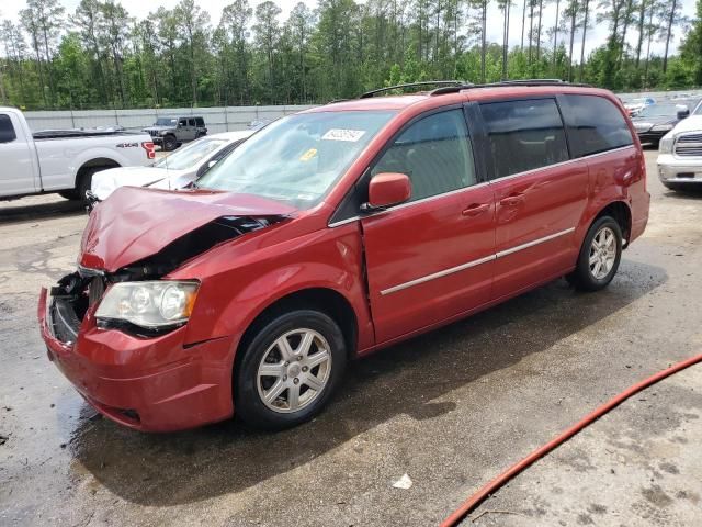 2010 Chrysler Town & Country Touring