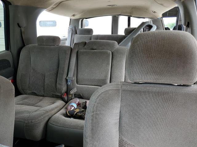 2003 Chevrolet Suburban C1500