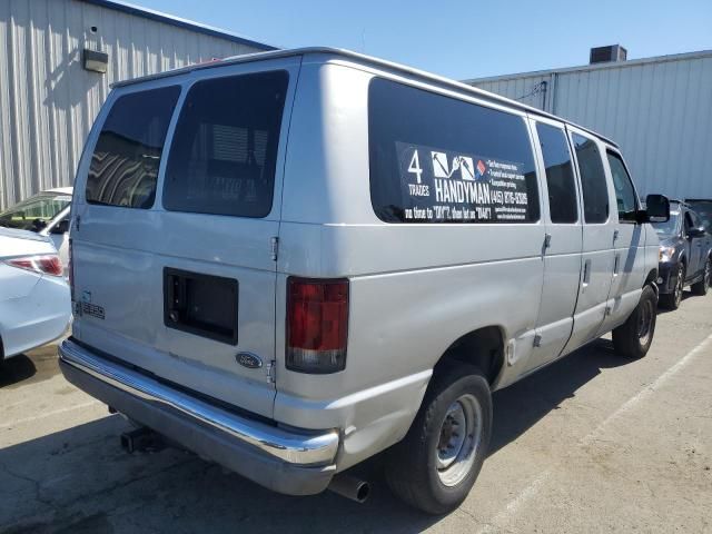 2004 Ford Econoline E350 Super Duty Wagon